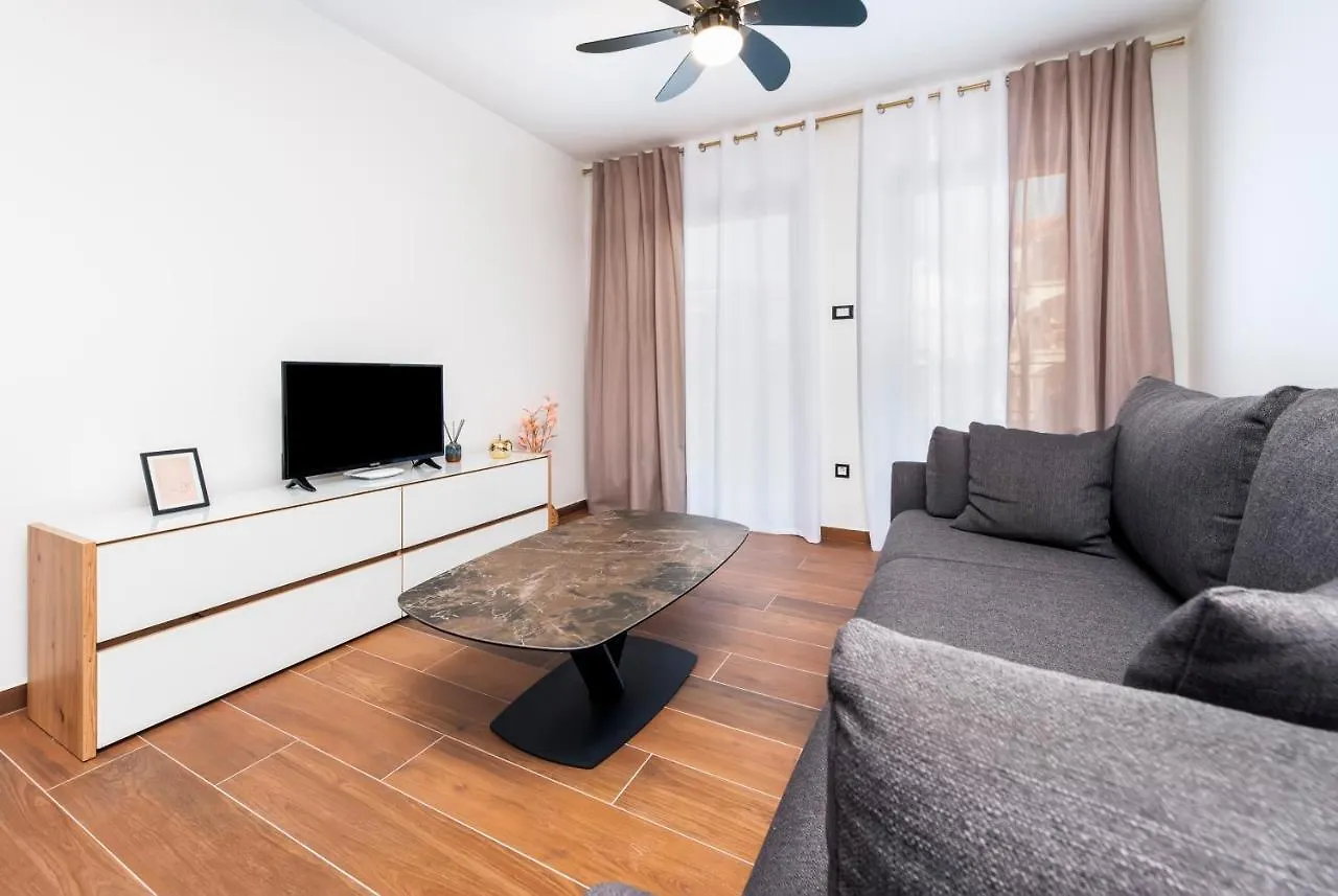 Apartments Sanja-New Renovated Rovinj 0*,